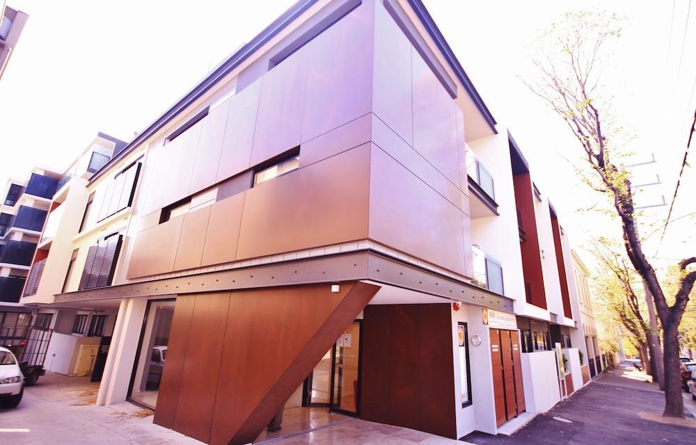 Rnr Serviced Apartments North Мельбурн Экстерьер фото