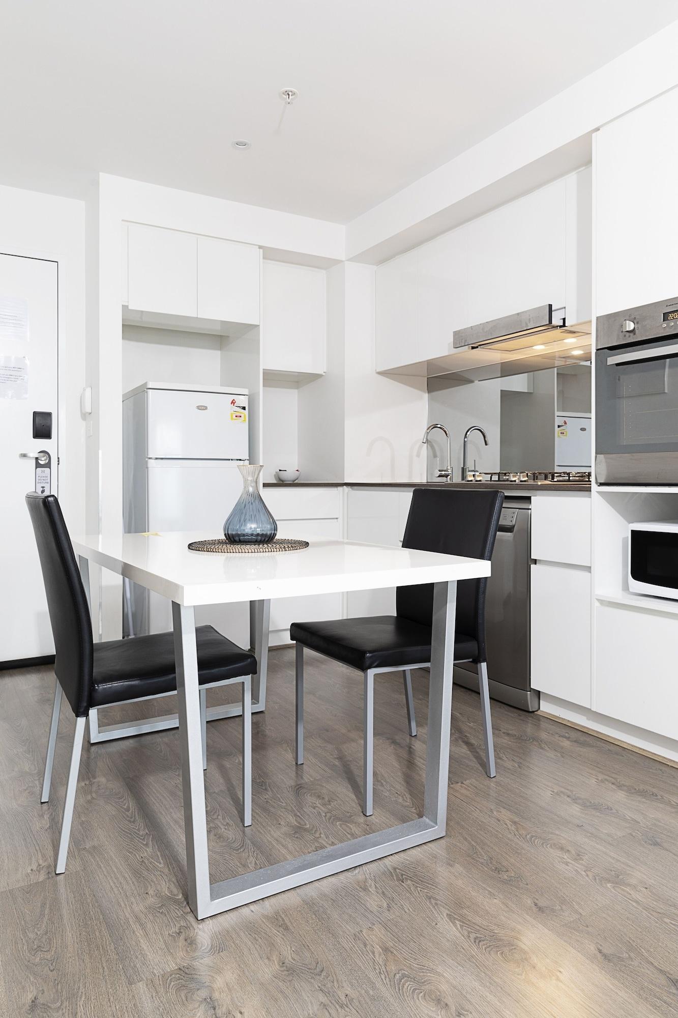 Rnr Serviced Apartments North Мельбурн Экстерьер фото